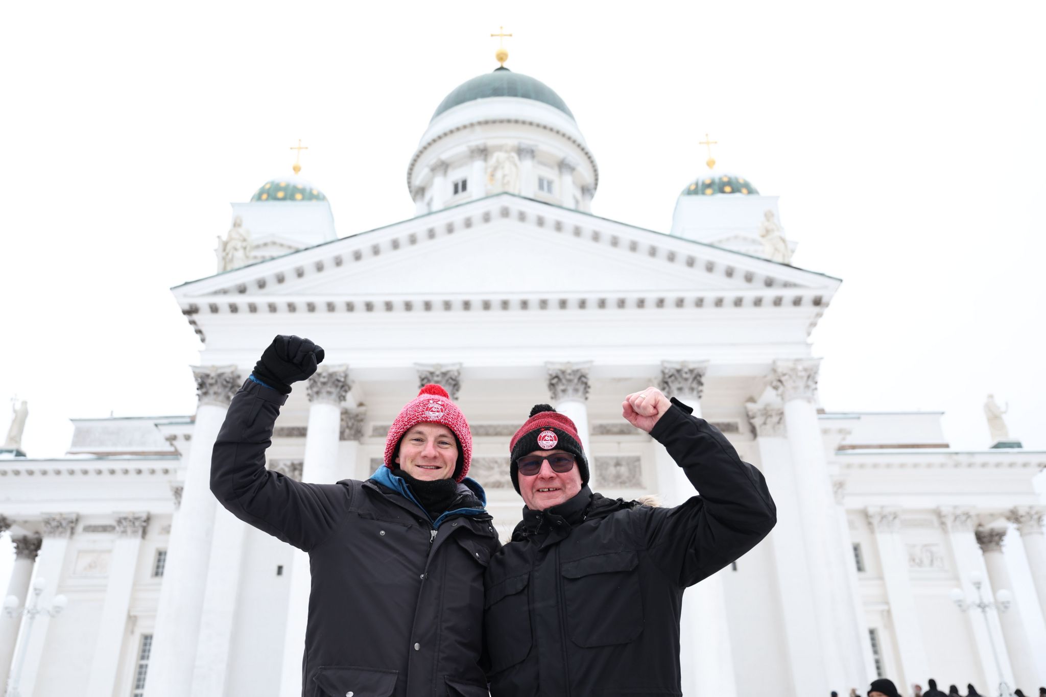 Aberdeen fans optimistic in Finland - BBC Sport