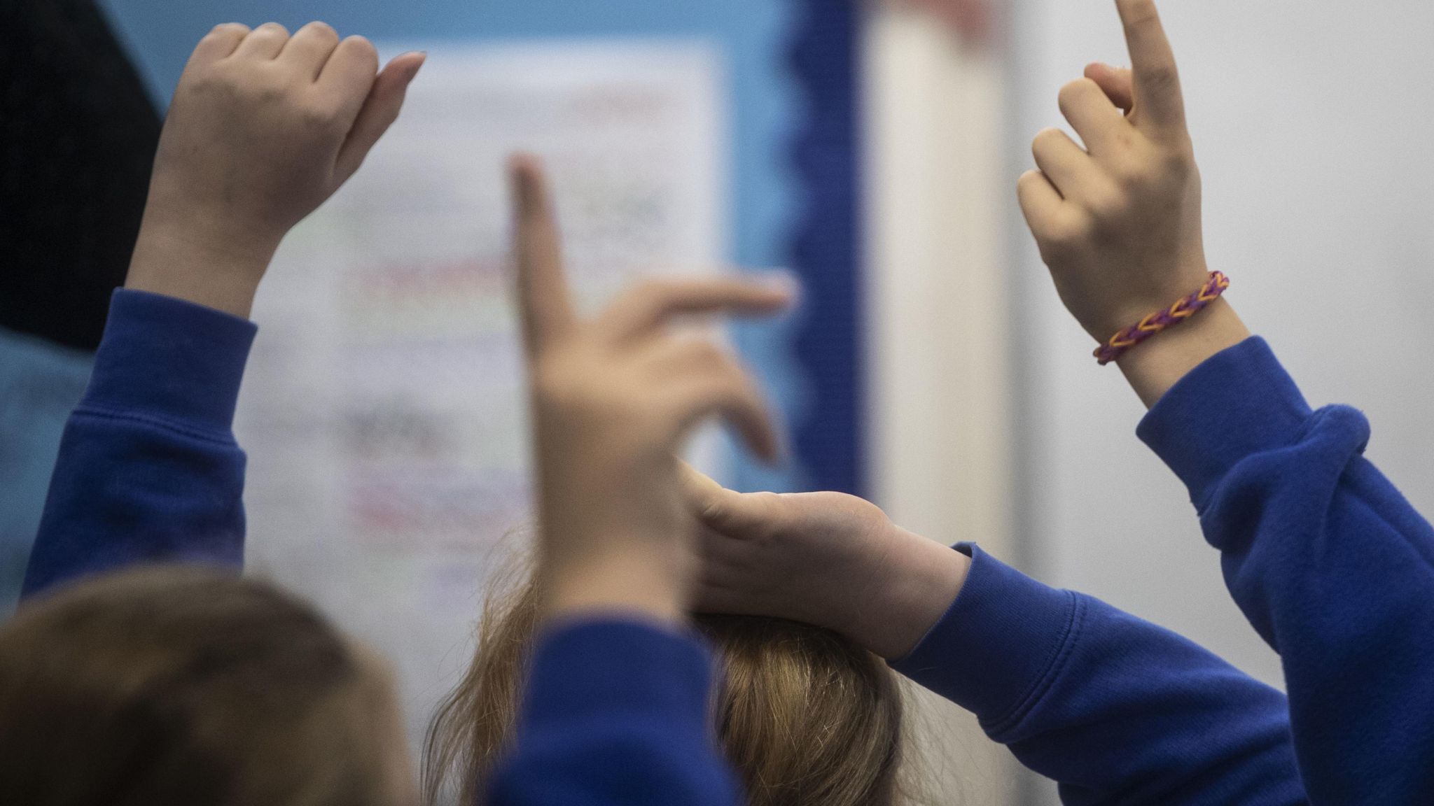 Grouville School head thrilled as school praised by inspectors - BBC News