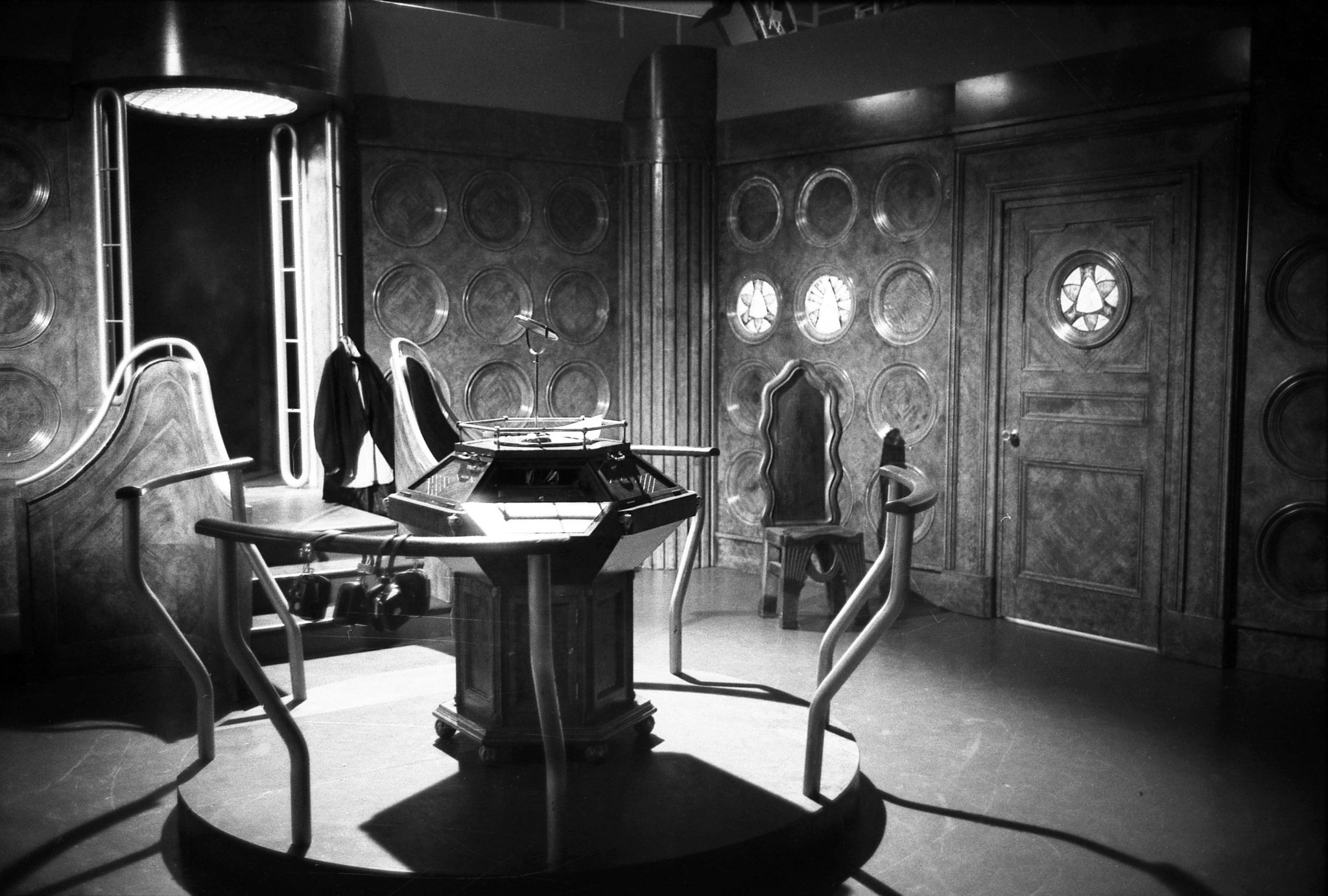 A view of the inside of Doctor Who's time-machine, the Tardis, in Dr Who adventure 'The Masque of Mandragora' 