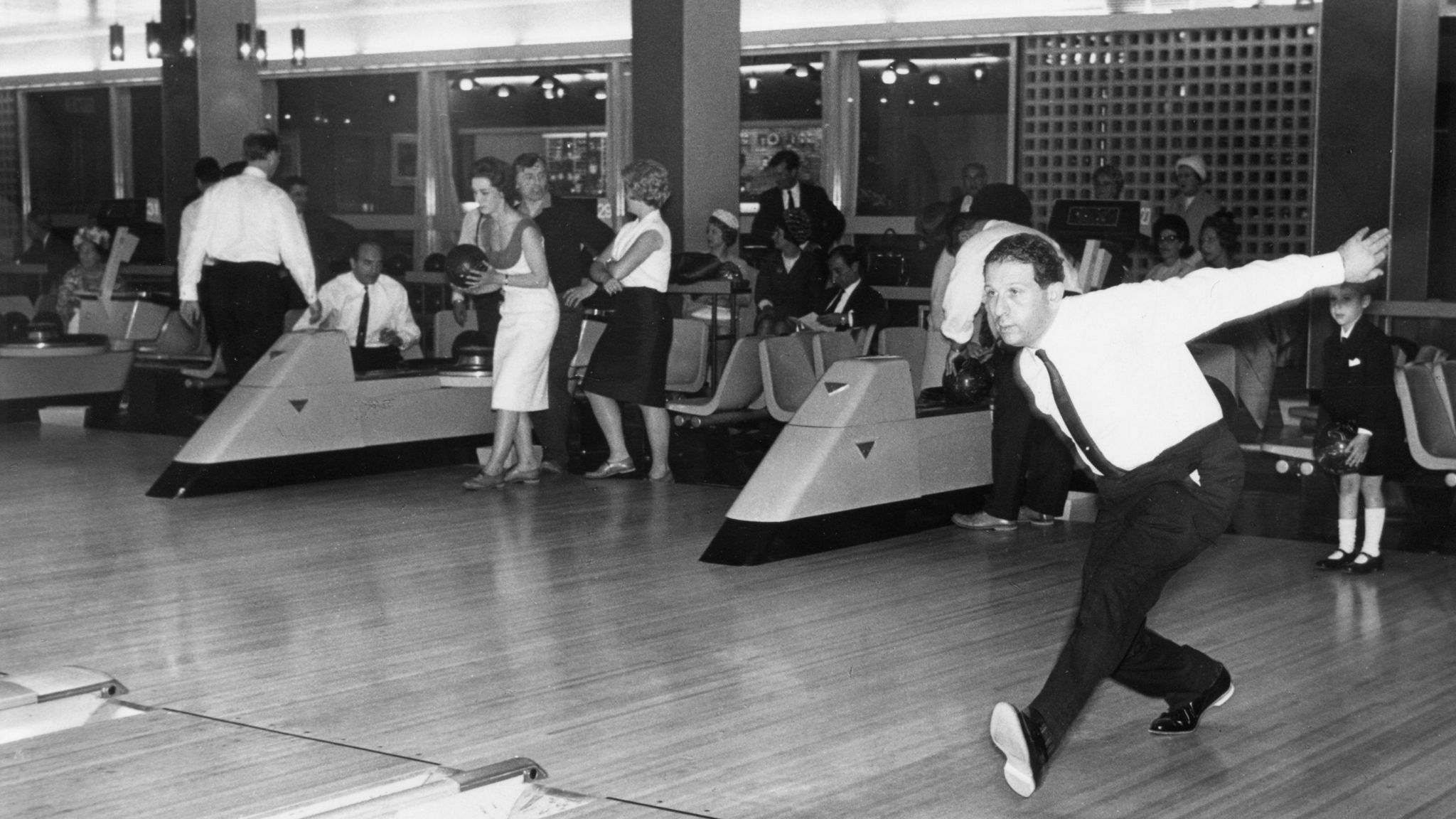 The bowling alley at the Merrion Centre