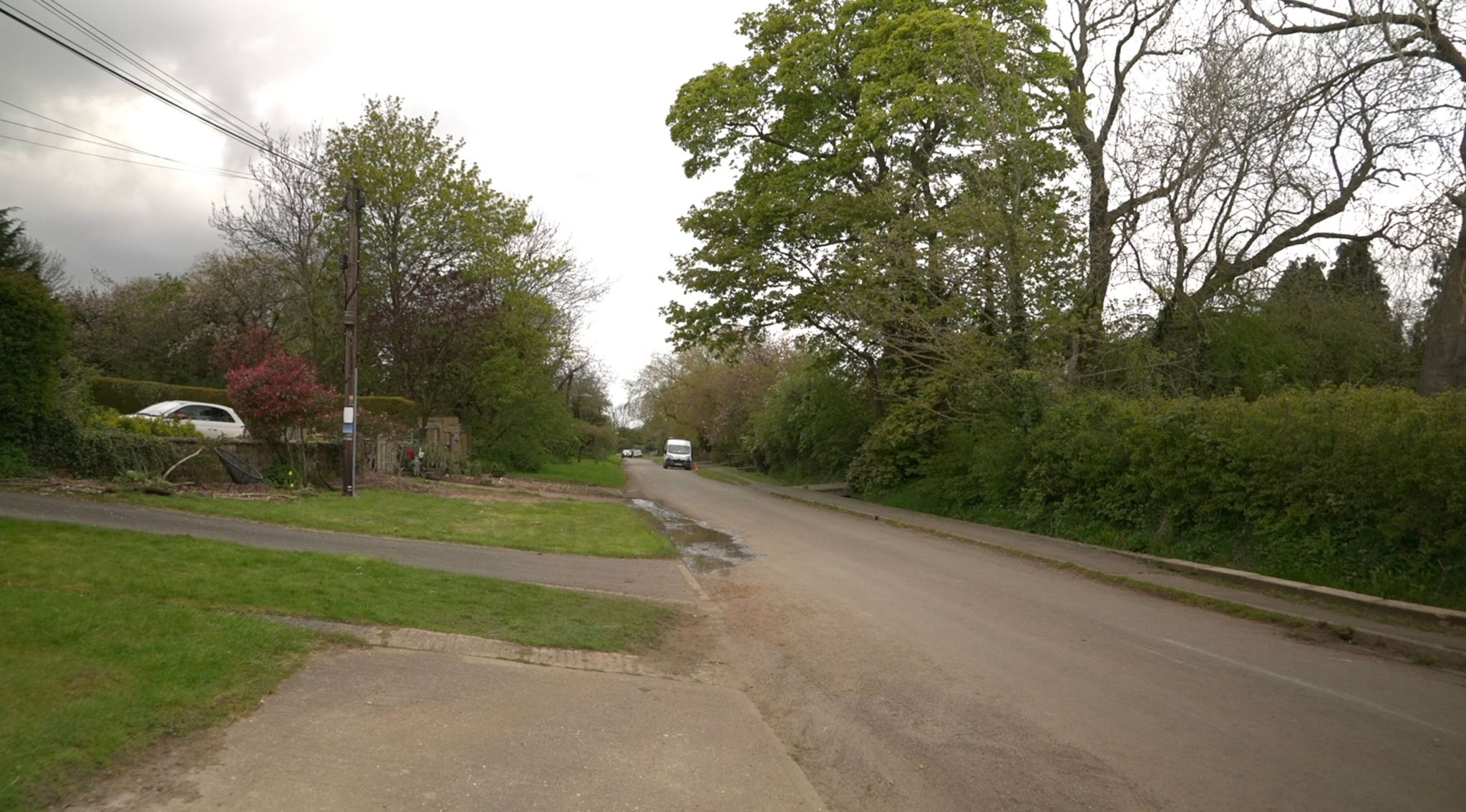 road close to the proposed site 