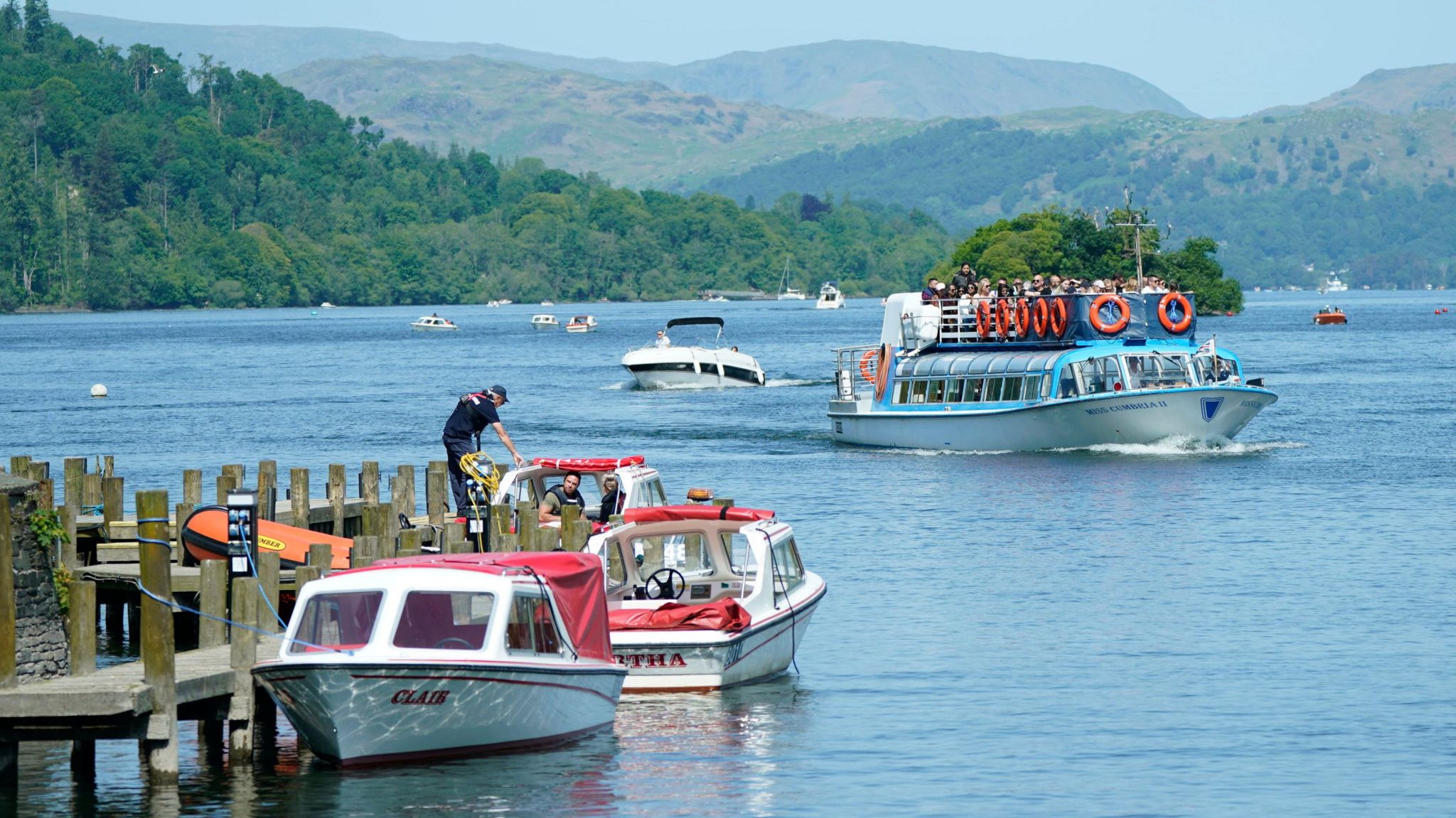 Windermere on a sunny dat