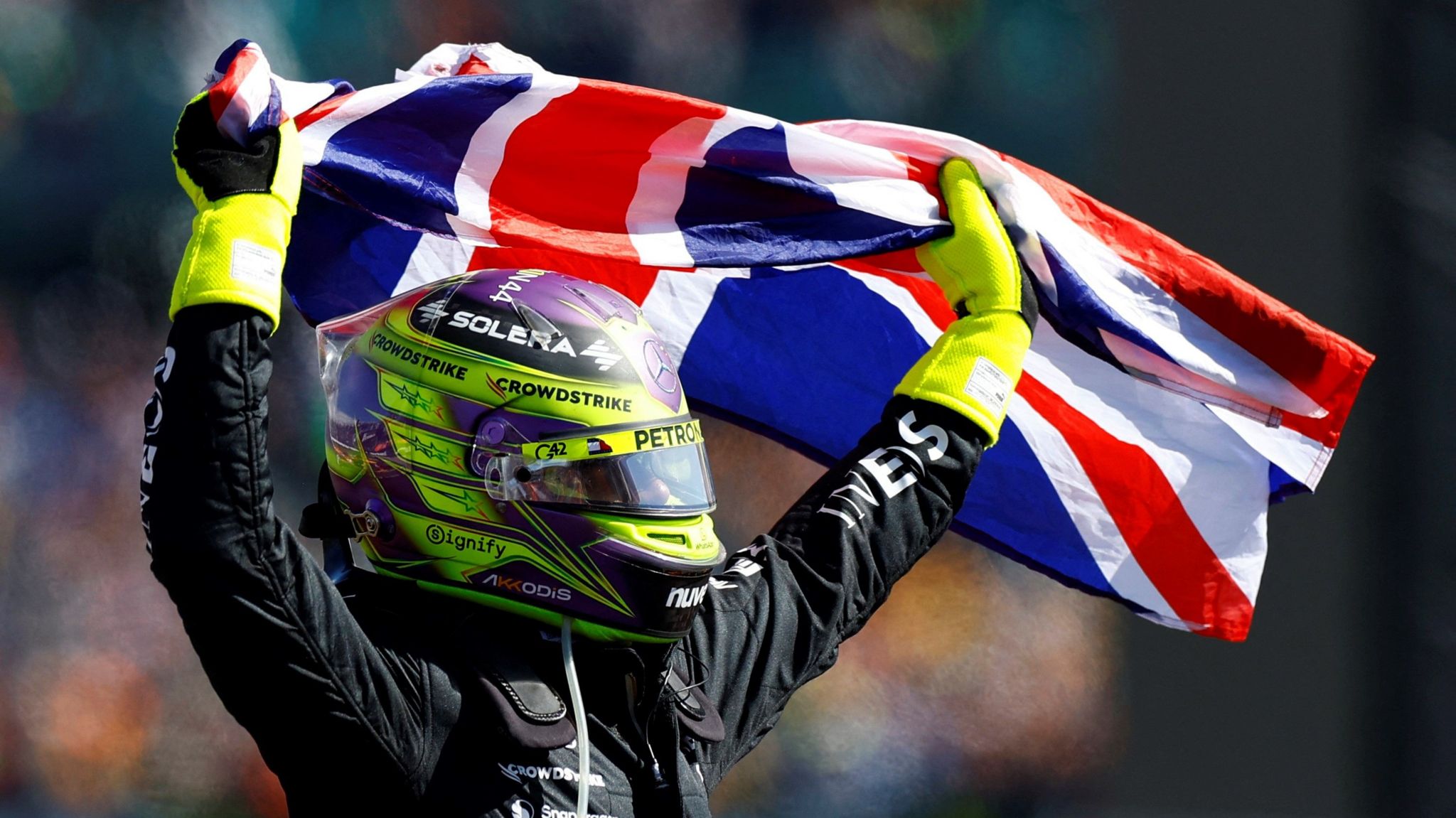 Lewis Hamilton wins British Grand Prix for ninth time BBC Sport