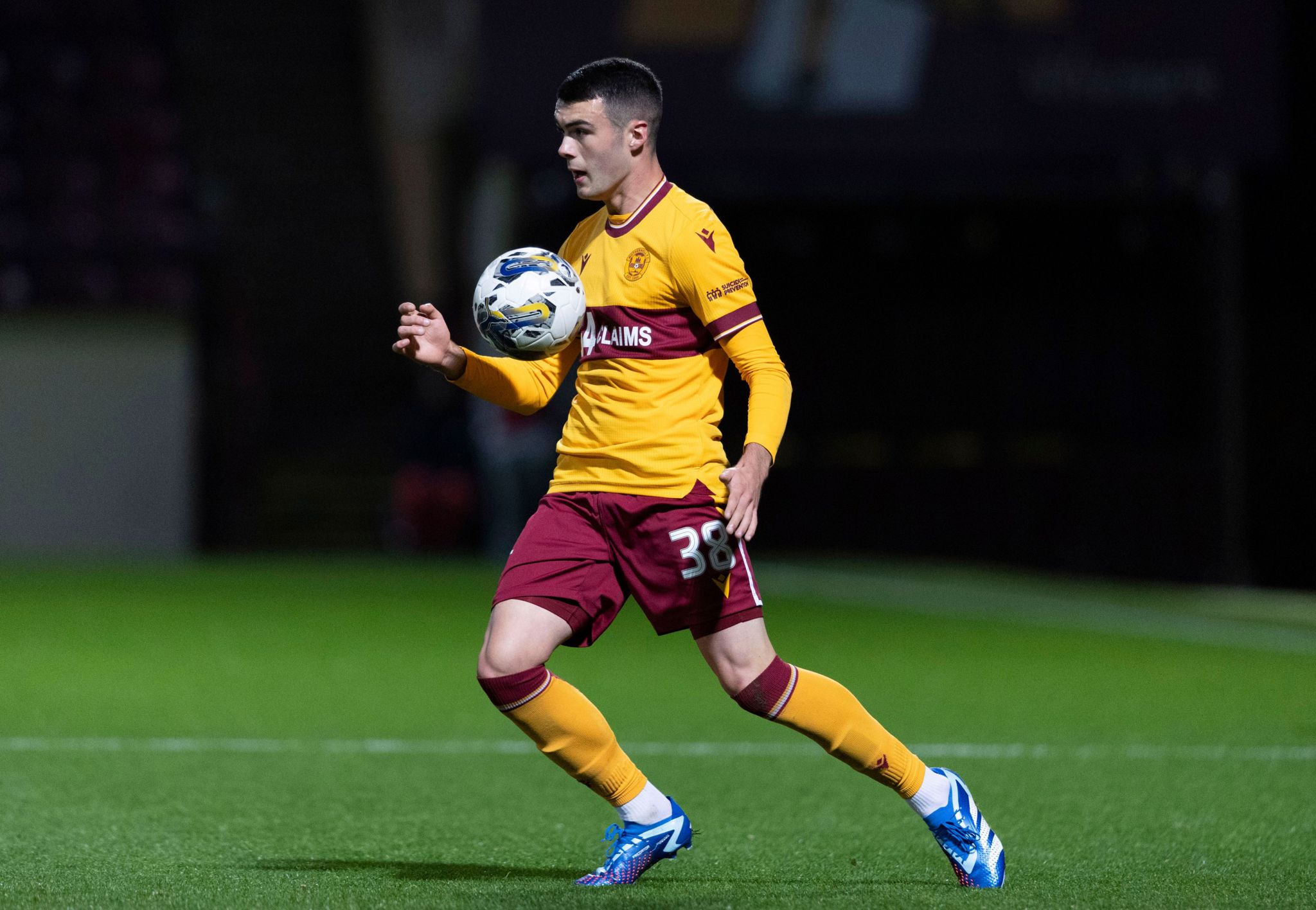 Motherwell's Lennon Miller signs new contract until 2026 - BBC Sport