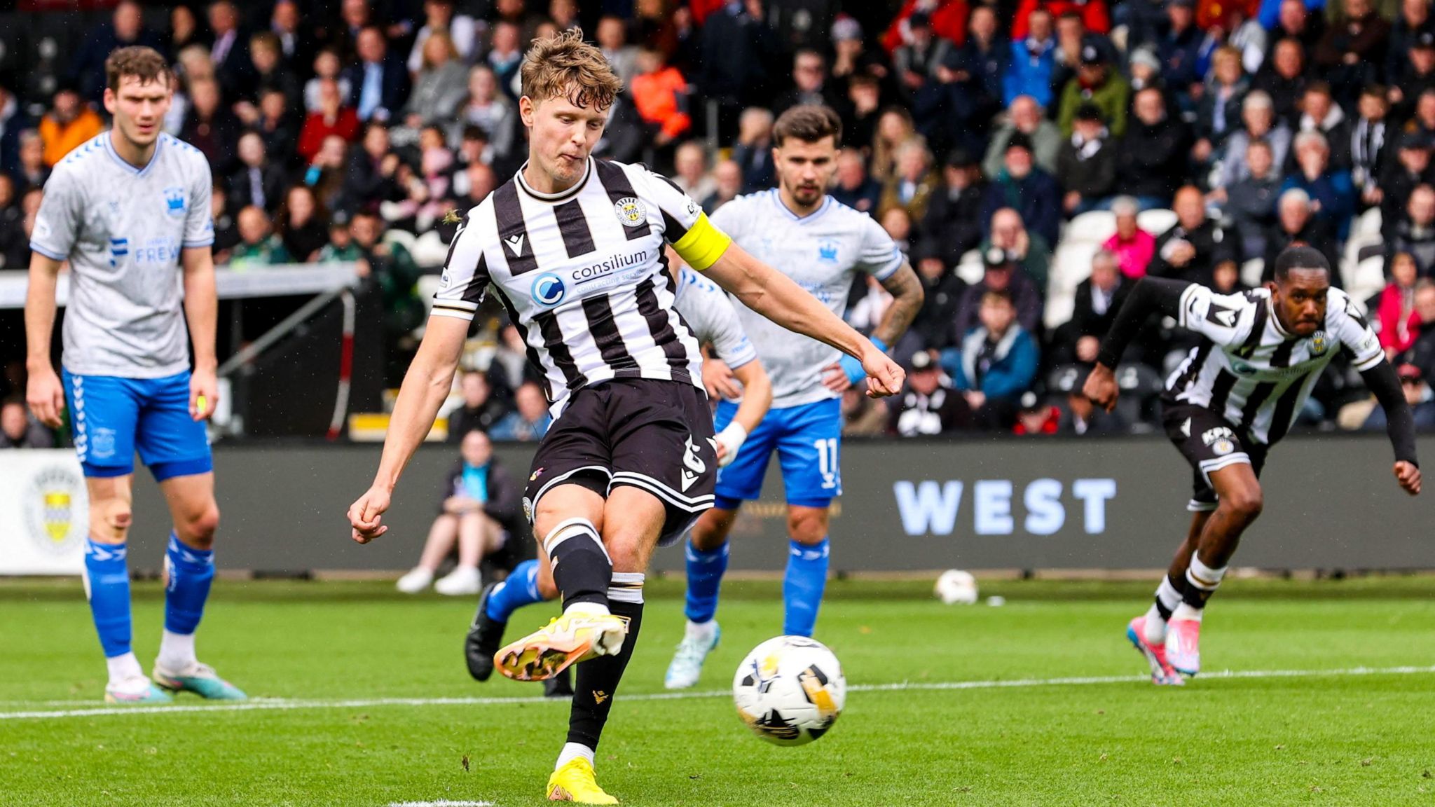 St Mirren skipper Mark O'Hara scores from the penalty spot