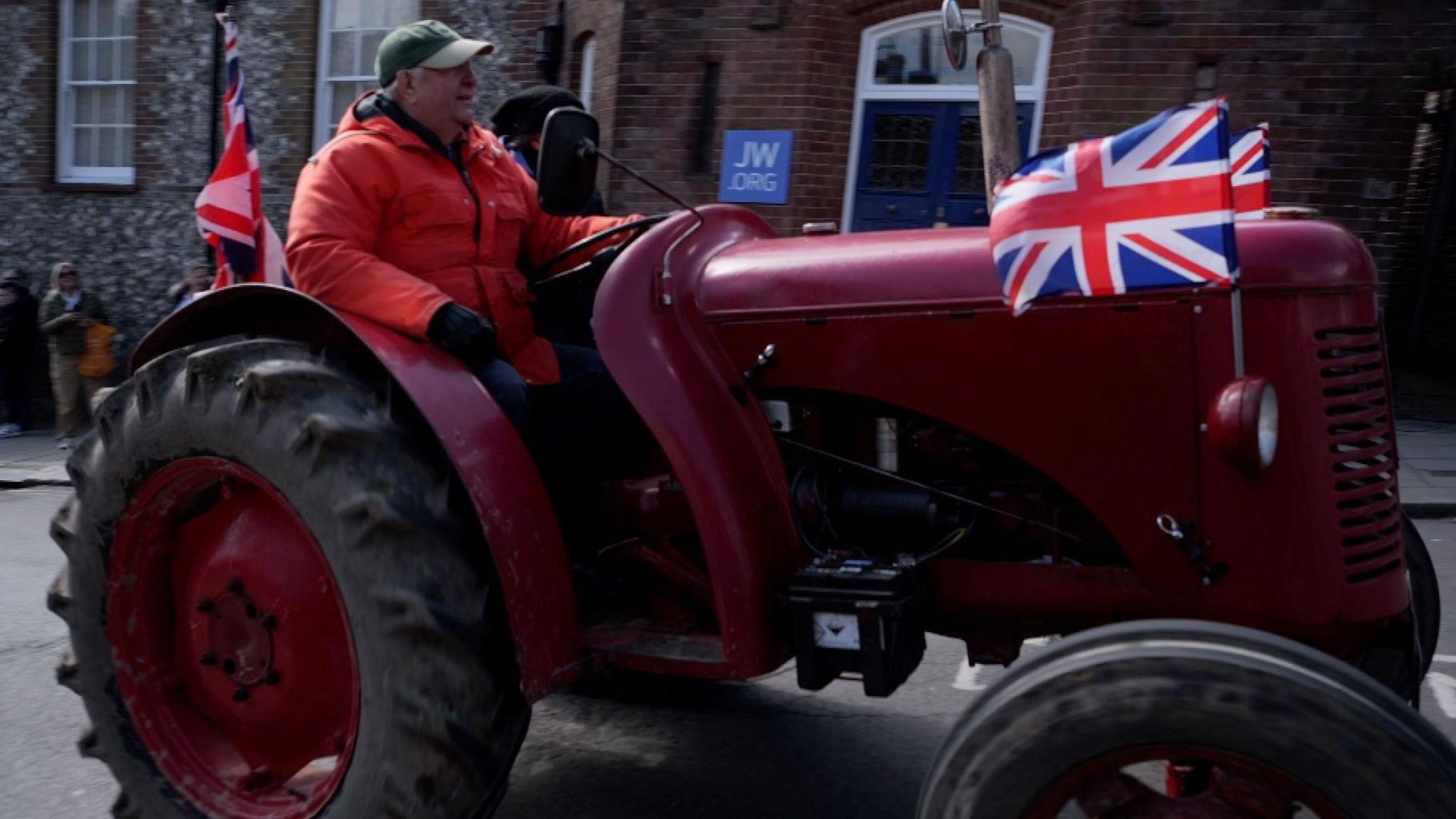 Vintage tractor run