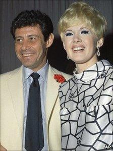 Eddie Fisher with Connie Stevens in 1967