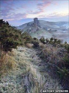 The image of Corfe Castle that won this year's Landscape Photographer of the Year award