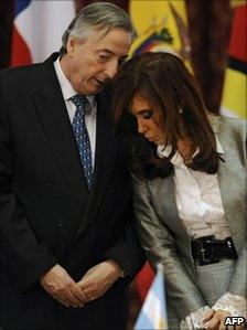 Nestor Kirchner with his wife, President Cristina Fernandez on 1 October