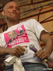 Michel Martelly performing on the campaign trail