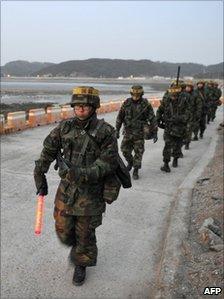 South Korean marines patrol on Yeonpyeong island (18 Dec 2010)