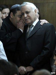Moshe Katsav at Tel Aviv District Court (30 Dec 2010)