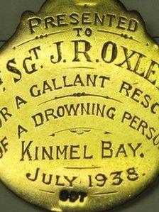 Medal ddewrder