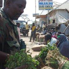 A soldier buys Khat