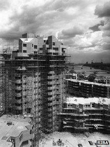 World's End Estate in Chelsea under construction