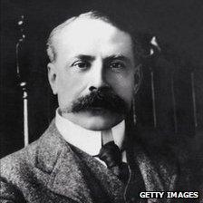 Sir Edward Elgar songs performed for first time - BBC News