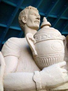 Andy Murray sand sculpture