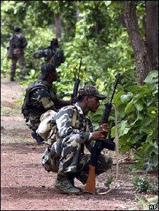 Troops hunting for Maoist rebels