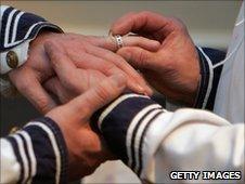 A mock gay marriage in the UK (file photo December 2005)