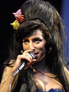 Guri visita Amy Winehouse