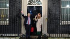 Prime Minister Boris Johnson and his partner Carrie Symonds enter Downing Street