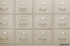 ¿Todavía necesitamos el teléfono en la oficina? - BBC News Mundo