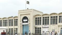 فائرنگ کرنے والے اہلکار یوسف کا تعلق ایلیٹ فورس سے ہے