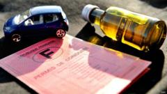 Французские права, бутылочка абсента и очень маленькая машинка