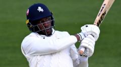 Kent bat out for draw against Worcestershire