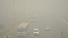 Kualitas udara di Delhi anjlok ke tingkat berbahaya.
