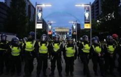 Met arrest 53 after attempts to break into Wembley