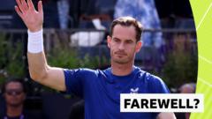 Watch: Murray retires from Queen's match with injury
