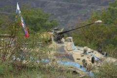 Dağlık Karabağ'da barış gücü olarak görev yapan Rus ordusuna ait bir tank