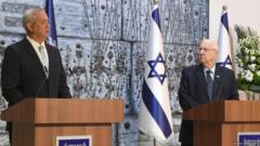 Benny Gantz hopes to form a national unity government, "as broad as possible", within days