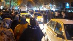 خمین یکی از ده ها شهر ایران بود که شاهد ناآرامی بودند