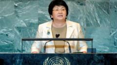 Кыргызстандын экс-президенти Роза Отунбаева