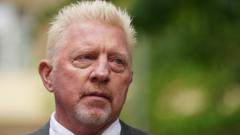 Boris Becker llega para su sentencia en el Tribunal de la Corona de Southwark