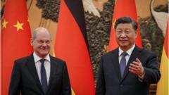 德国总理肖尔茨周五（11月4日）访问中国，与中国领导人习近平会面