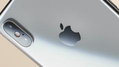 2017년, 애플은 구형 아이폰의 "수명을 늘리기 위해" 속도를 떨어뜨렸다고 인정했다