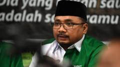 Ketua Umum PP GP Ansor Yaqut Cholil Qoumas memberikan keterangan pers di Jakarta, Rabu (24/10/2018)