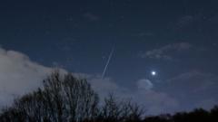 What is the difference between a meteoroid, a meteor, an asteroid and a ...