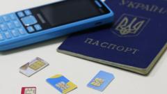 Мобільний телефон, паспорт, сім-картки