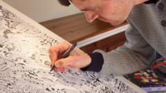 The map of London that took 10 years to complete - BBC News