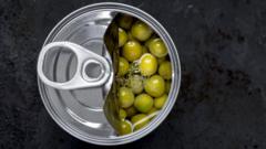 sklenice zeleného hrášku