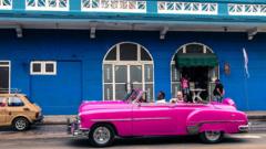 Küba, ekonomisinin büyük çoğunluğunu özel sektöre açıyor