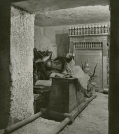 Archive Sheds New Light On Tutankhamun Discovery, 100 Years On - BBC News