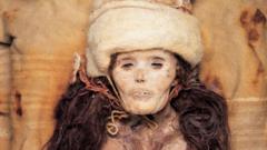 มัมมี่อายุเก่าแก่กว่า 3,800 ปีร่างนี้ ได้รับการขนานนามว่า "สาวงามแห่งเซียวเหอ" และ "เจ้าหญิงแห่งเซียวเหอ"