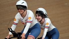 Unwin & Holl lead GB clean sweep at World Cup