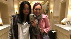 Grace Hart, 20, and her mother Sonia