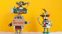 A robot made of spare parts tells another: "Si hari'eera!''